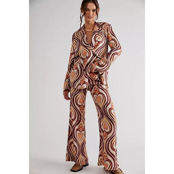 New Free People One Way Out Retro Printed Flare Pants Size 4 Boho Chic - Picture 2 of 6